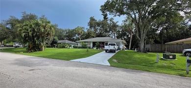 932 Starflower Ave, Sebastian, FL 32958 - photo 3