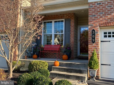 309 Bainbridge Ln, Lansdale, PA 19446 - photo 2