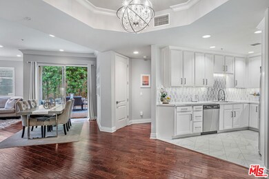 LED Lighting & Custom Fixtures