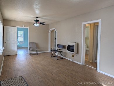 301 S Lincoln Ave, Wagoner, OK 74467 - photo 4