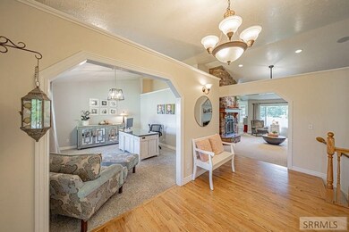 1162 Ruthann Dr, Blackfoot, ID 83221 - photo 4