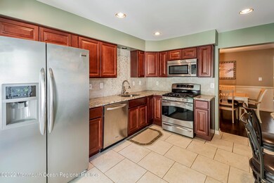 36 Bristel Rd unit 208, Holmdel, NJ 07733 - photo 7