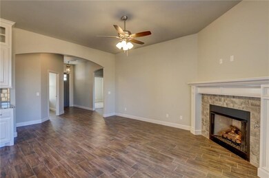 5509 Painted Pony Rd, Warr Acres, OK 73132 - photo 6