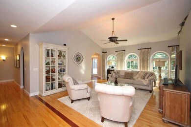 15 Seasons Ridge Ct, Maryville, IL 62062 - photo 6