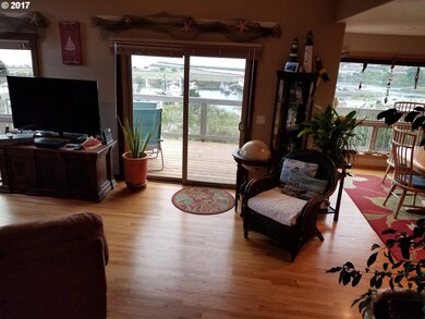 Living Room/Dining Room