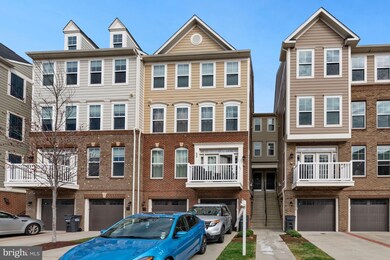 25210 Briargate Terrace, Chantilly, VA 20152 - photo 5