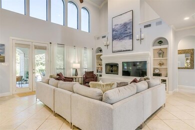 Tons of natural light.
