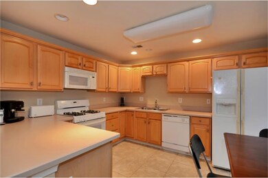 202 Quail Creek, Princeton, NJ 08540 - photo 5