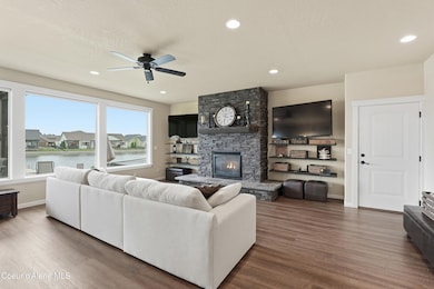 Inside-Media-Pristine-7