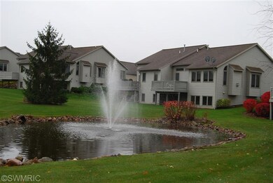 2492 Highridge Hills Ln SE unit 82, Grand Rapids, MI 49546 - photo 5