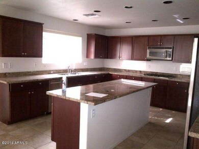 kitchen (1)
