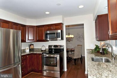 5654 Sheerock Ct, Columbia, MD 21045 - photo 4