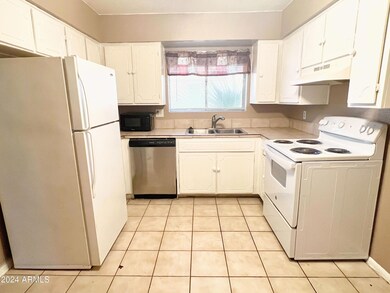 624 E Marilyn Ave unit 3, Mesa, AZ 85204 - photo 7