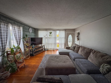 2074 Sherman Listing Photos16