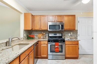 7024 SE 173rd Arlington Loop, The Villages, FL 32162 - photo 6