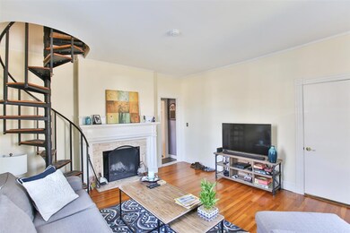 921 Middle St unit C, Portsmouth, NH 03801 - photo 5