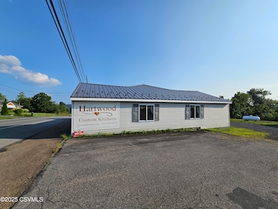 341 N Market St, Elysburg, PA 17824 - photo 5