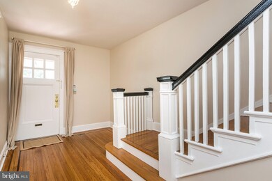 4332 Roland Ave, Baltimore, MD 21210 - photo 2