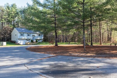 19 Teton Dr, Londonderry, NH 03053 - photo 4