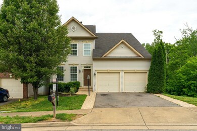 1722 Ann Scarlet Ct, Woodbridge, VA 22191 - photo 3