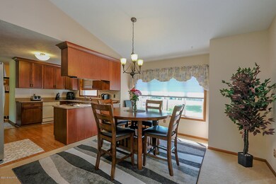 266 Fairway Court-6