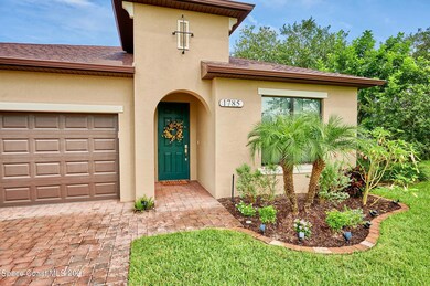1785 Willow Ext Shot_3Z67706