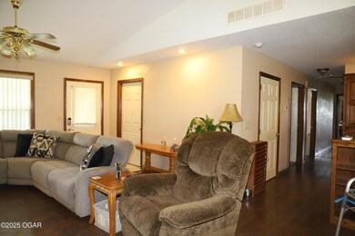 12198 Marcus Ln, Neosho, MO 64850 - photo 5