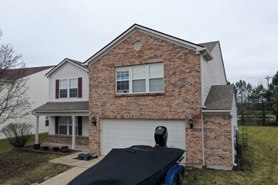 2424 Monarchy Ln, Greenwood, IN 46143 - photo 2