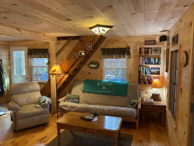 04-Living Area