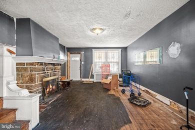 102 W Cliveden St, Philadelphia, PA 19119 - photo 5