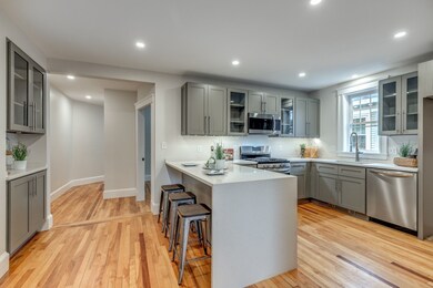 8 Gardner St unit 1, Salem, MA 01970 - photo 4