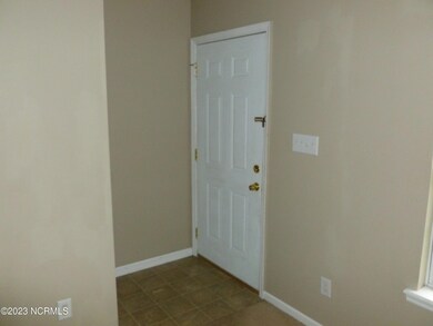 166 Brenda Dr, Jacksonville, NC 28546 - photo 2