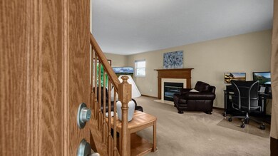 6-web-or-mls-6315-riverstone-dr