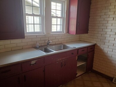 929 McDonald St, Elkhart, IN 46516 - photo 3