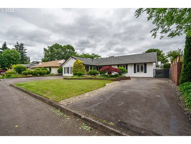 2206 NE Kelly Ave, Gresham, OR 97030 - photo 3