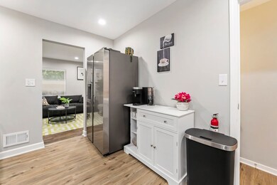 2324 S 22nd Ave, Broadview, IL 60155 - photo 7