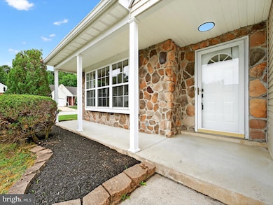 402 Paradise Rd, Williamstown, NJ 08094 - photo 4