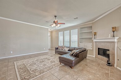 695 Columbia St, Alvin, TX 77511 - photo 4