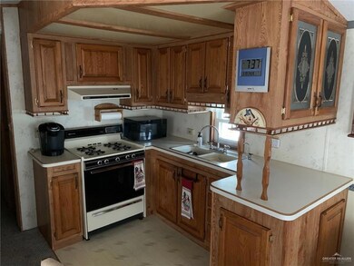 881 Clark St, Donna, TX 78537 - photo 7