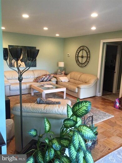 11409 Commonwealth Dr unit 302, Rockville, MD 20852 - photo 7