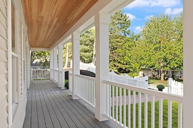 8 Partridge Rd, Reading, MA 01867 - photo 2