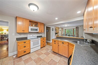 43 Progress St, Weymouth, MA 02188 - photo 3