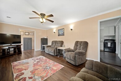 490 Thompson Ave, West Point, VA 23181 - photo 7