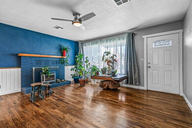 531 S 1st St, Central Point, OR 97502 - photo 5