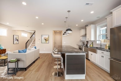 3217 Gilbert Ave, Cincinnati, OH 45207 - photo 3