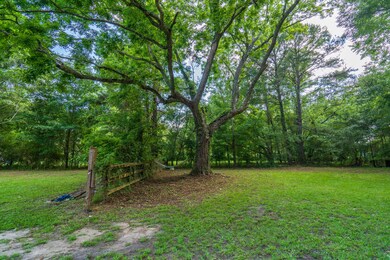 7682 Toogoodoo Road
