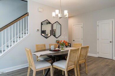 011-1280x960-dining-room