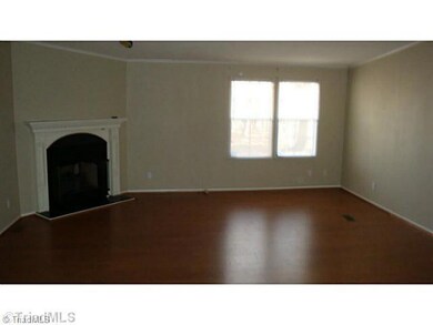 2555 Woodfield Dr, Sophia, NC 27350 - photo 5