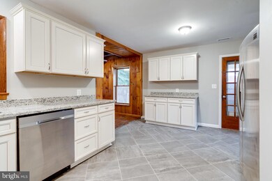 4101 Eby Dr, Dumfries, VA 22026 - photo 5