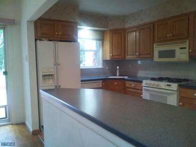 526 S Central Blvd, Broomall, PA 19008 - photo 7